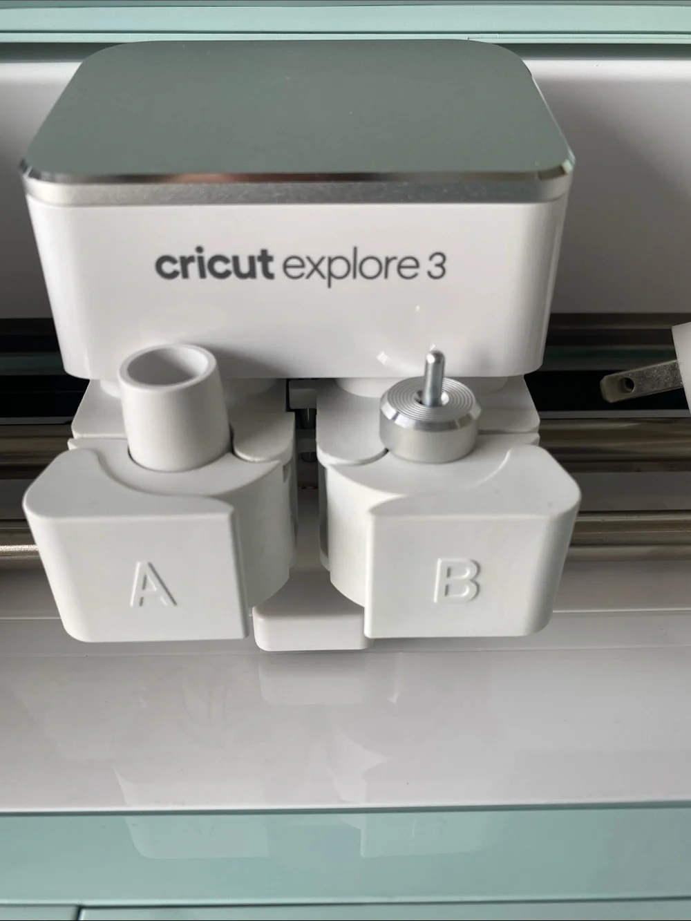 Cricut Machine Explore 3-Light Green - Picture 3 of 7